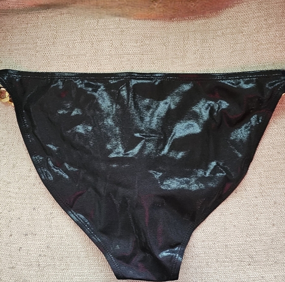 Sexy "King" Black & Gold Chain Men's bikini swim brief - Picture 2 of 4